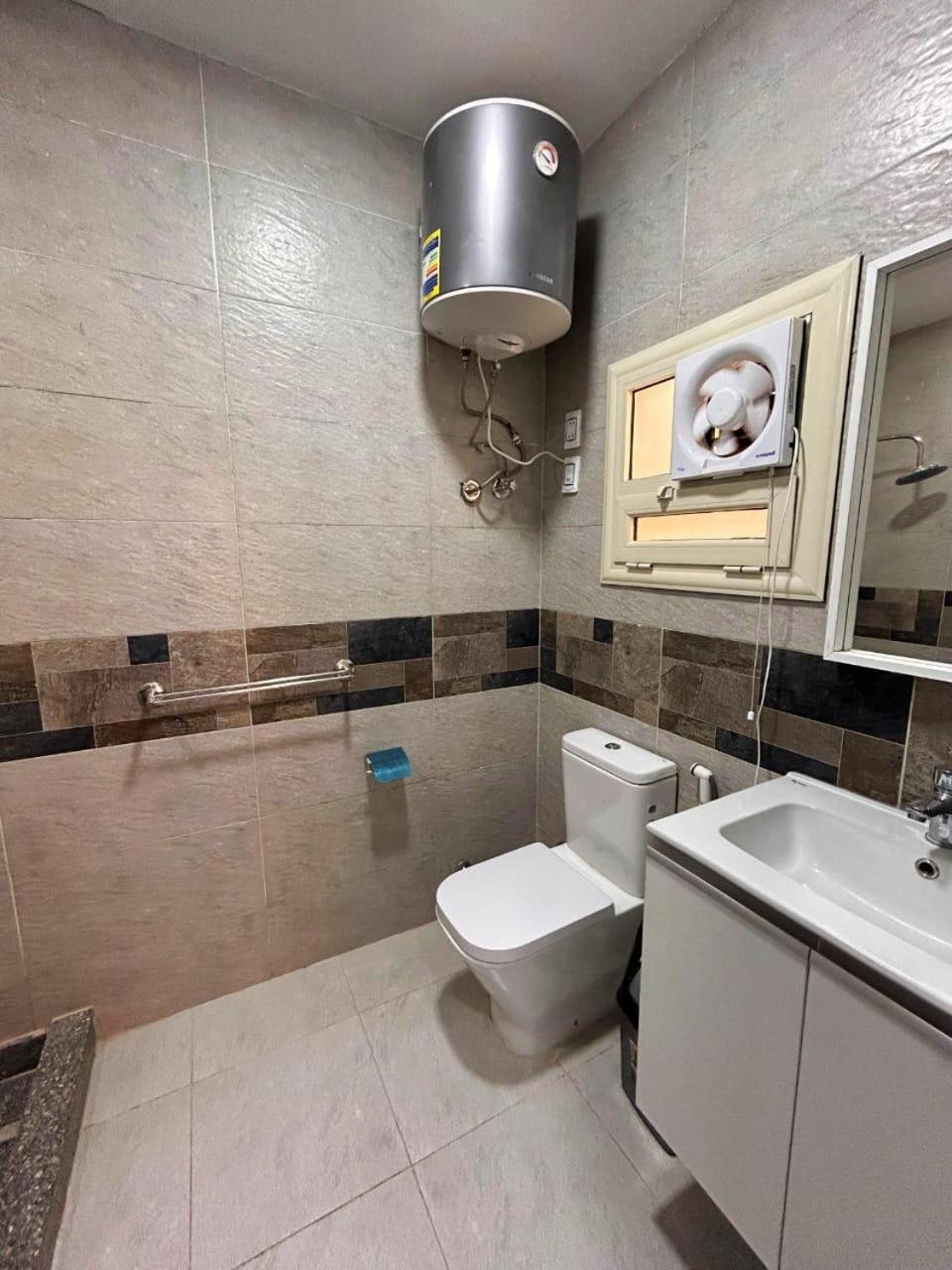 غرفه فندقيه بجوار الجامعه الامريكيه Apartment Cairo